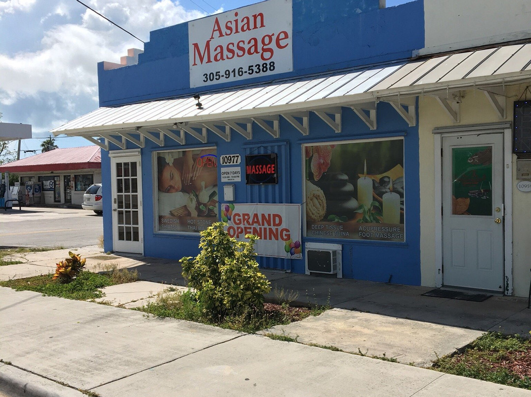 Grassy Key旅游景点-Asian Massage Marathon