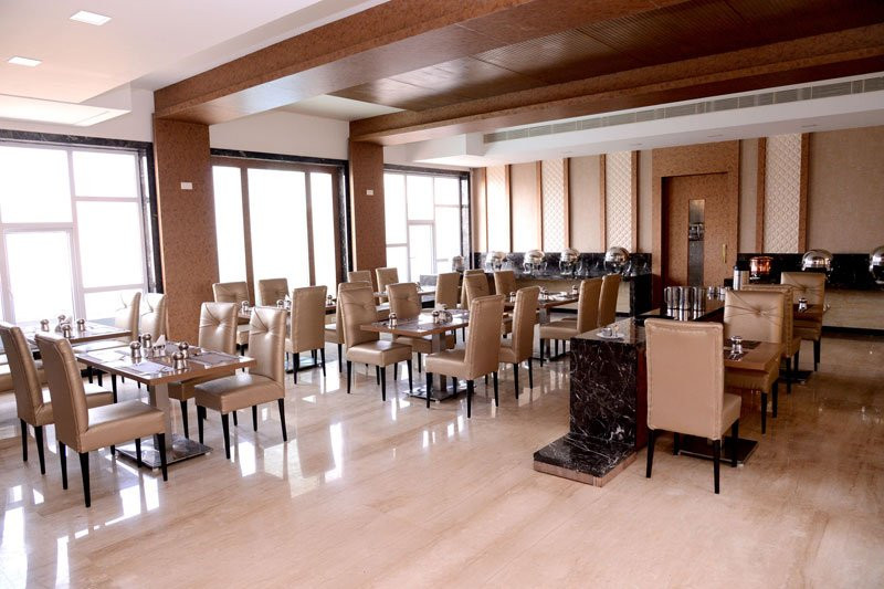 Hotel Regency Inn主图
