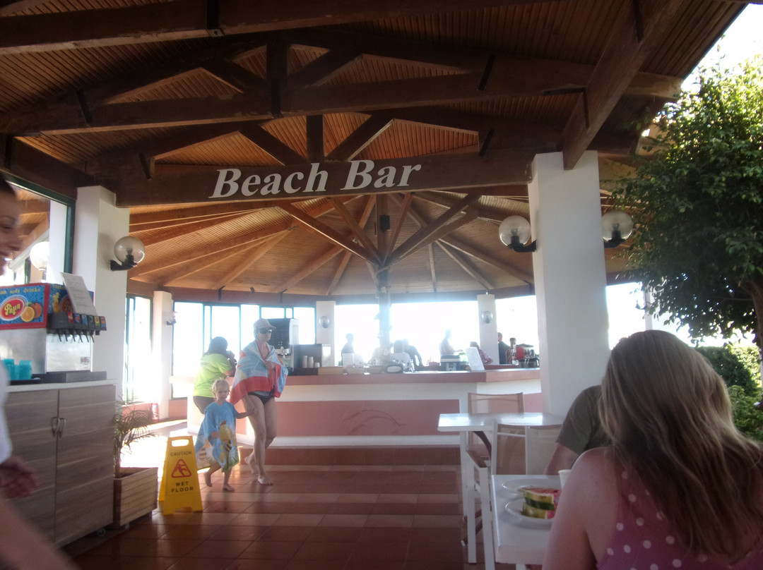 Dessole Dolphin Bay Resort主图