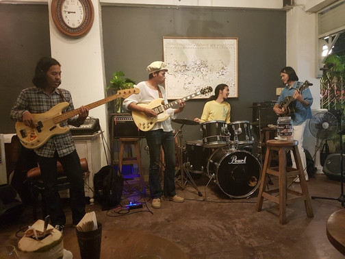 多占巴别墅旅馆主图