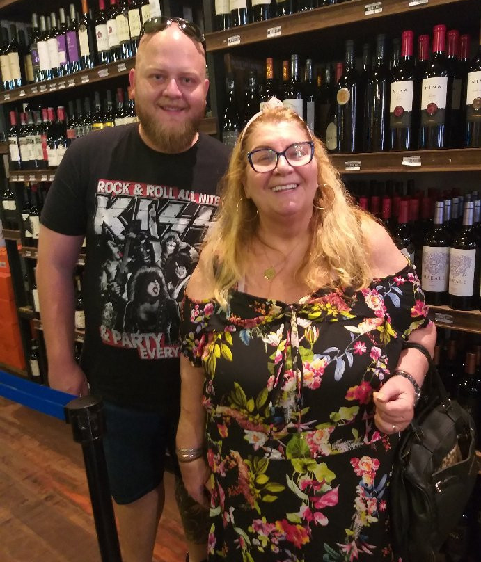 Vinoteca Caminos Wine Boutique-伊瓜苏港必去景点