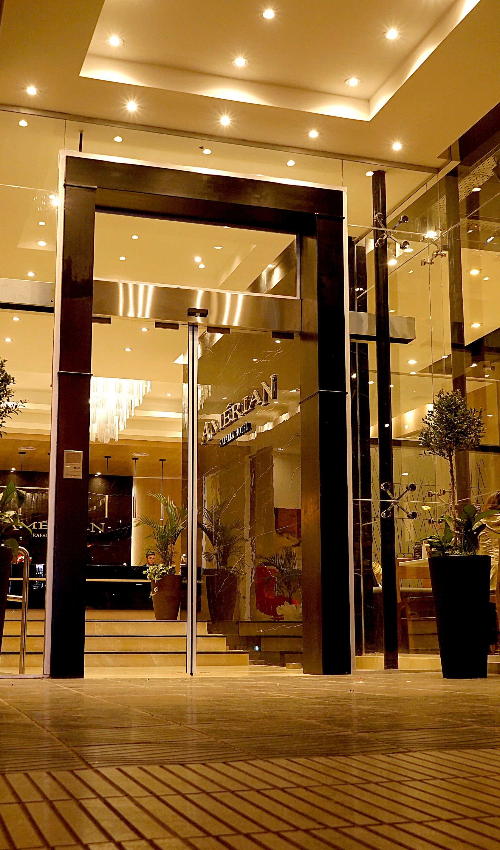 Amerian Rafaela Hotel-portrait