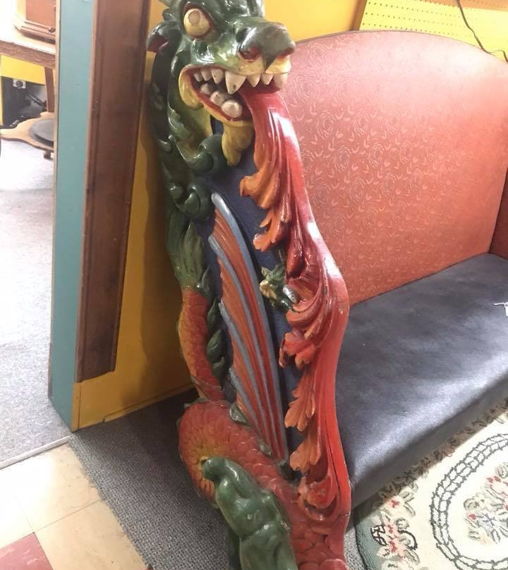 Roscoe Woodstock Antique Mall-Woodstock必去景点