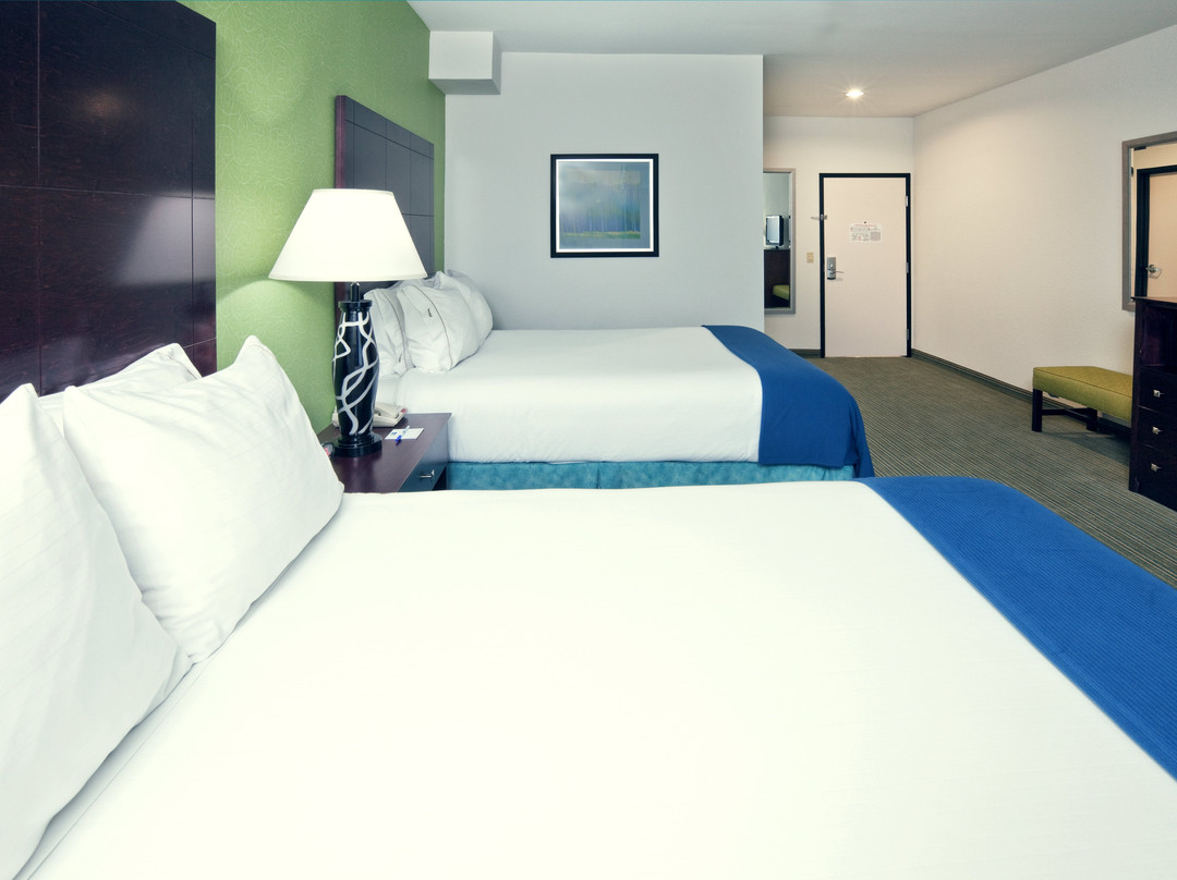 Holiday Inn Express & Suites Graham by IHG主图
