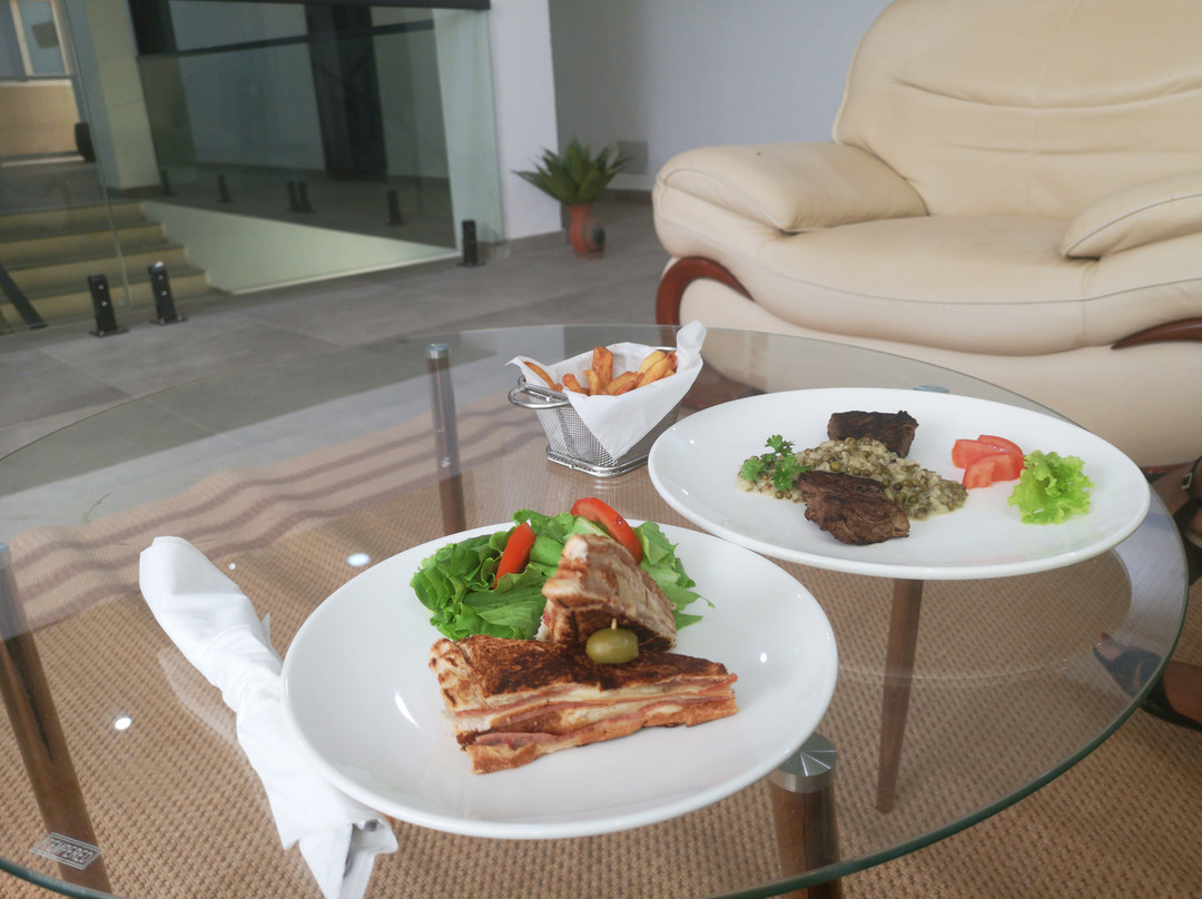 Fayel Appart-Hotel主图