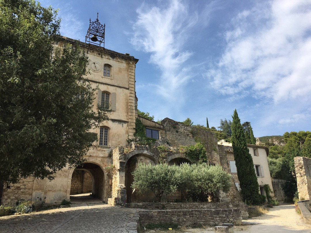 Forteresse d'Oppede-Oppede必去景点