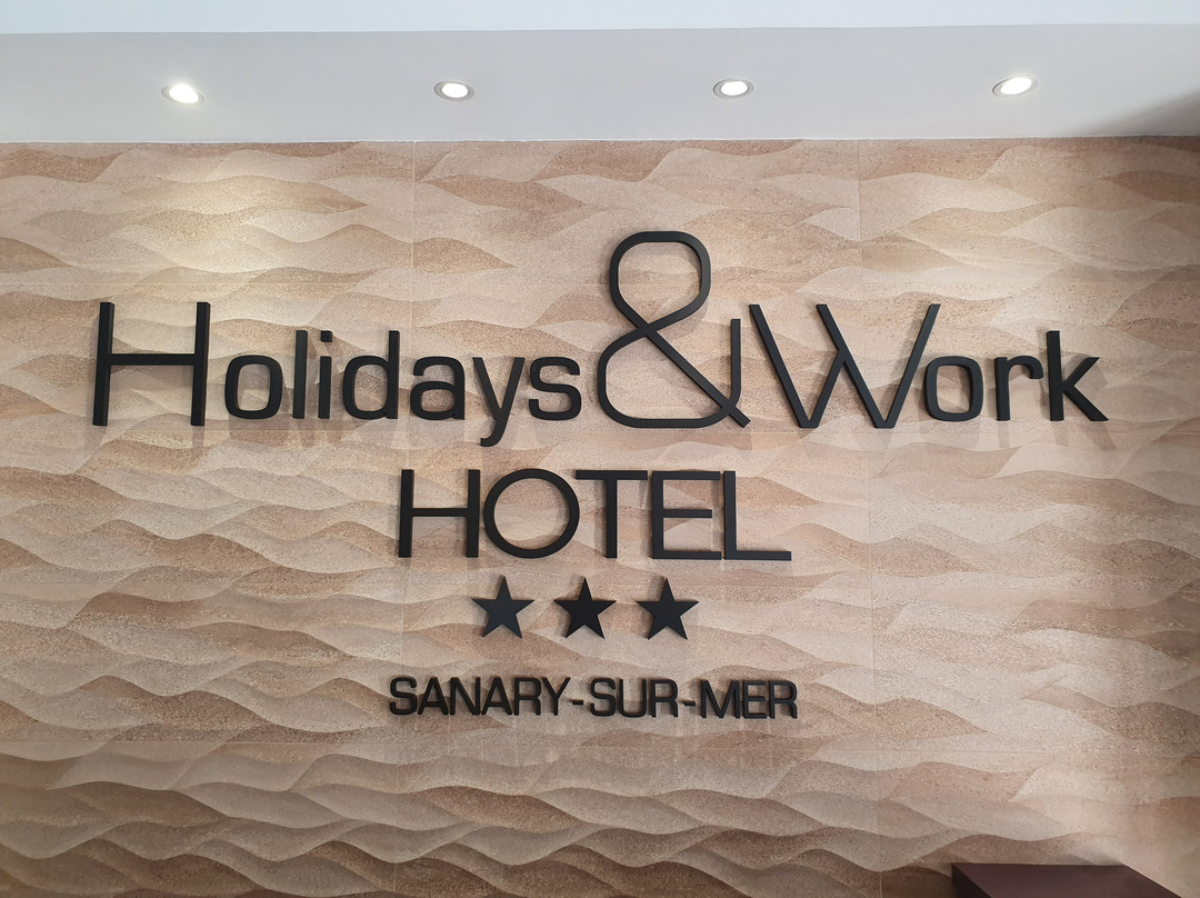 Holidays & Work Hotel主图