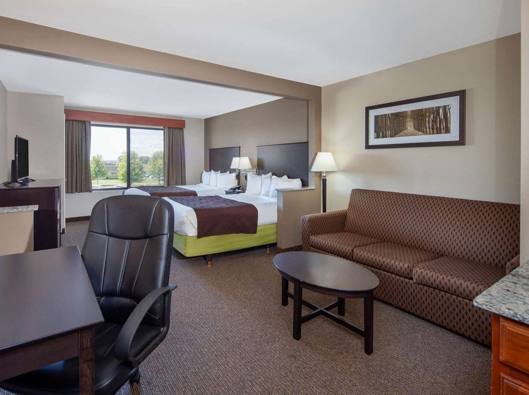 AmericInn by Wyndham Rochester Airport主图