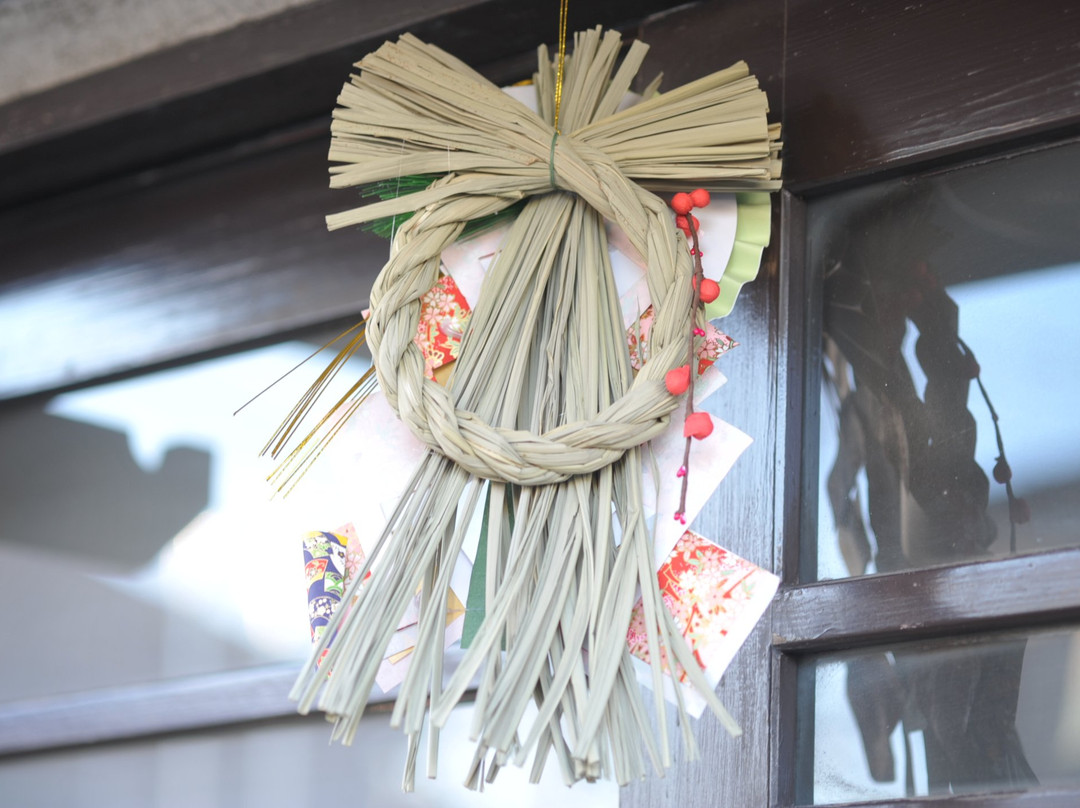 Aishu Simotsuruma Suwa Shrine景点图片