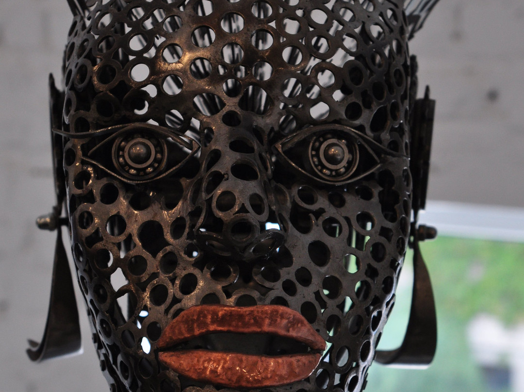Nester Custom Metal Art Gallery Preili-Preili必去景点