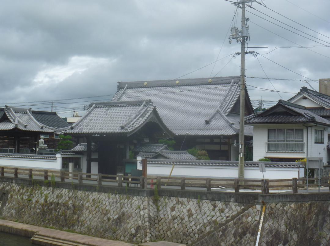 Gokuraku-ji Temple景点图片