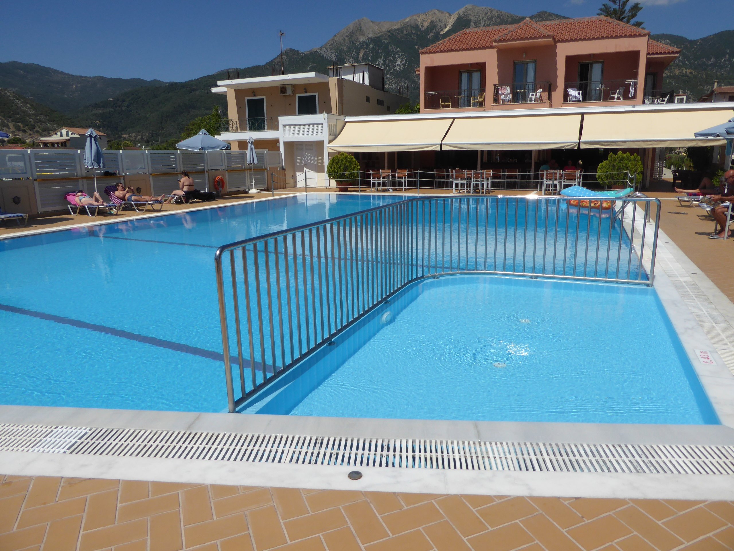 Athos Hotel-泳池
