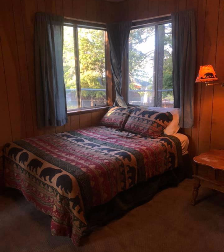 Shore Acres Lodge主图