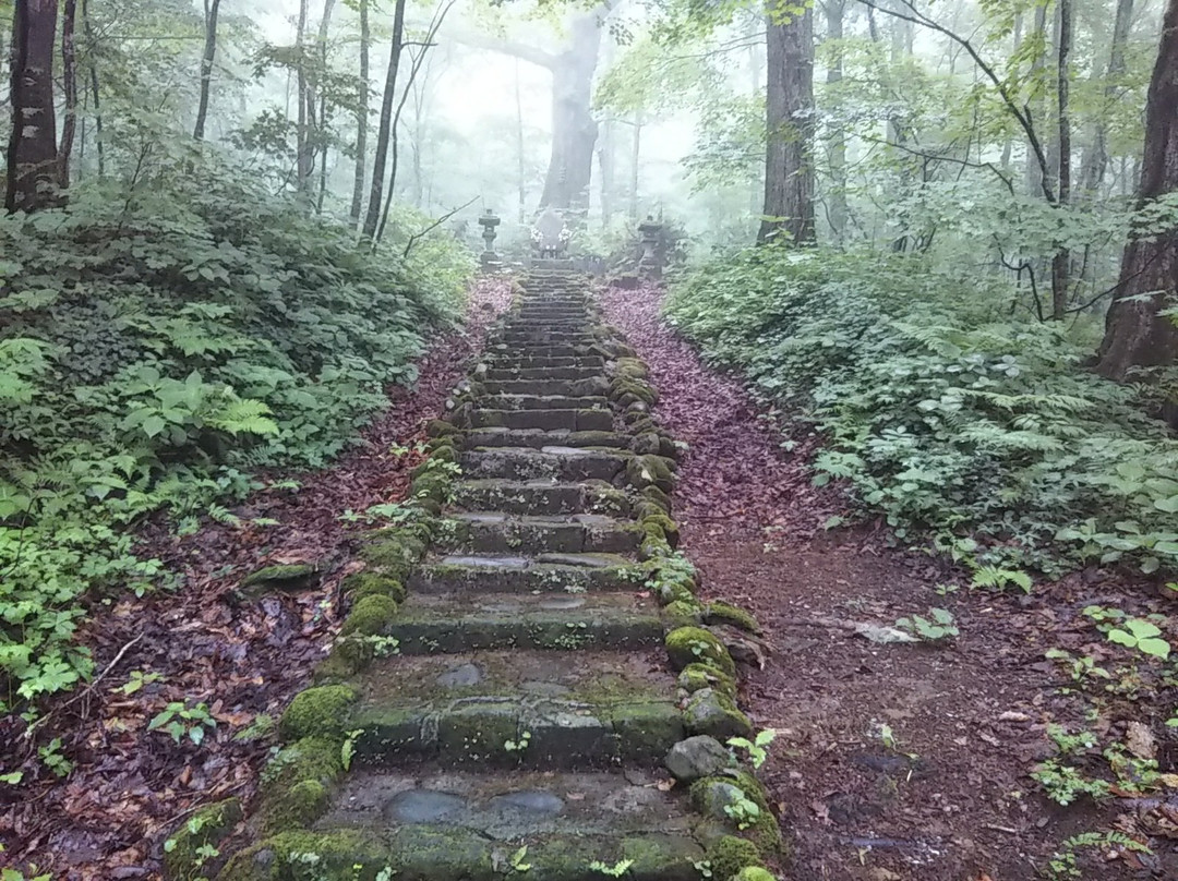 Tomb of Omachi Keigetsu-十和田市必去景点