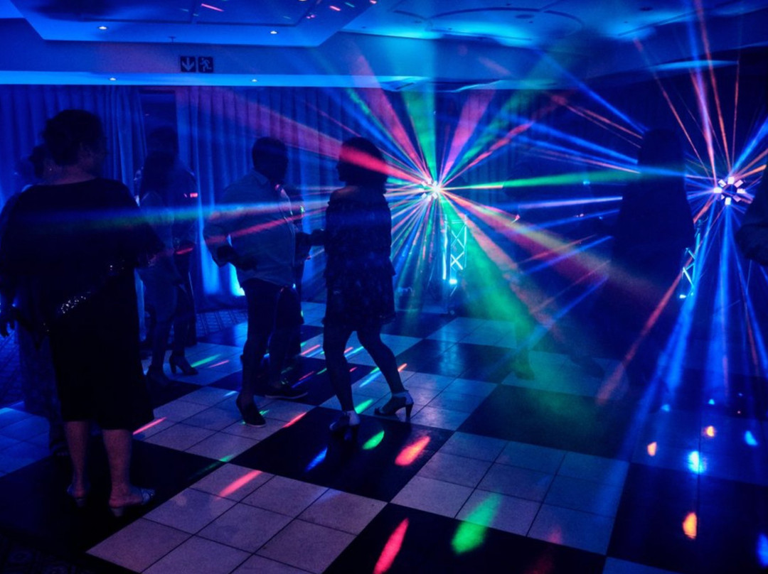 十二使徒水疗酒店主图