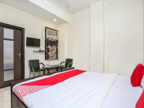 Kakka Karyala酒店住宿-OYO 24978 Maryada Hotel