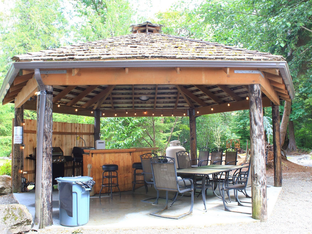 Robin Hood Village Resort主图