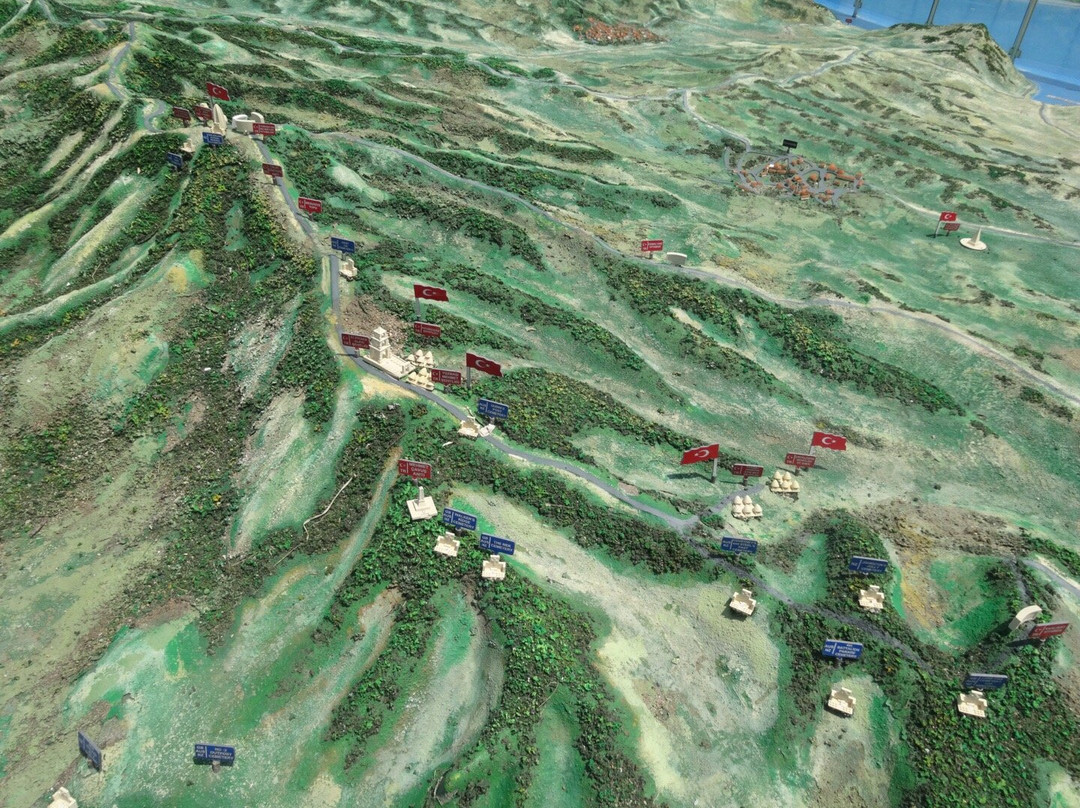 Eceabat Tarihe Saygı Aniti景点图片
