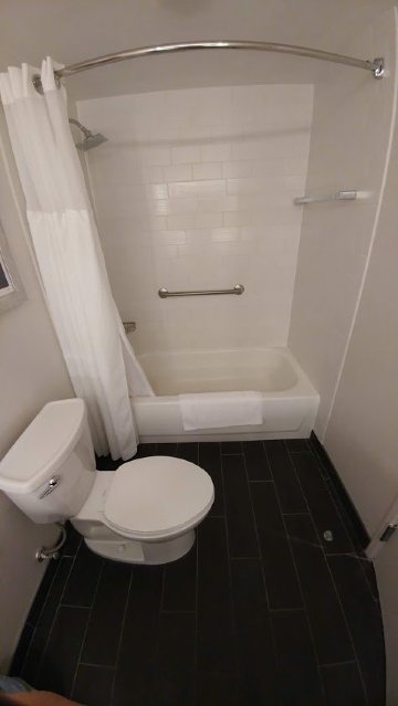 Mystic Lake Casino Hotel-浴室