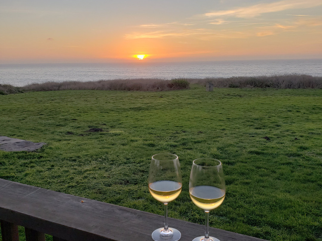 Inn At Newport Ranch主图