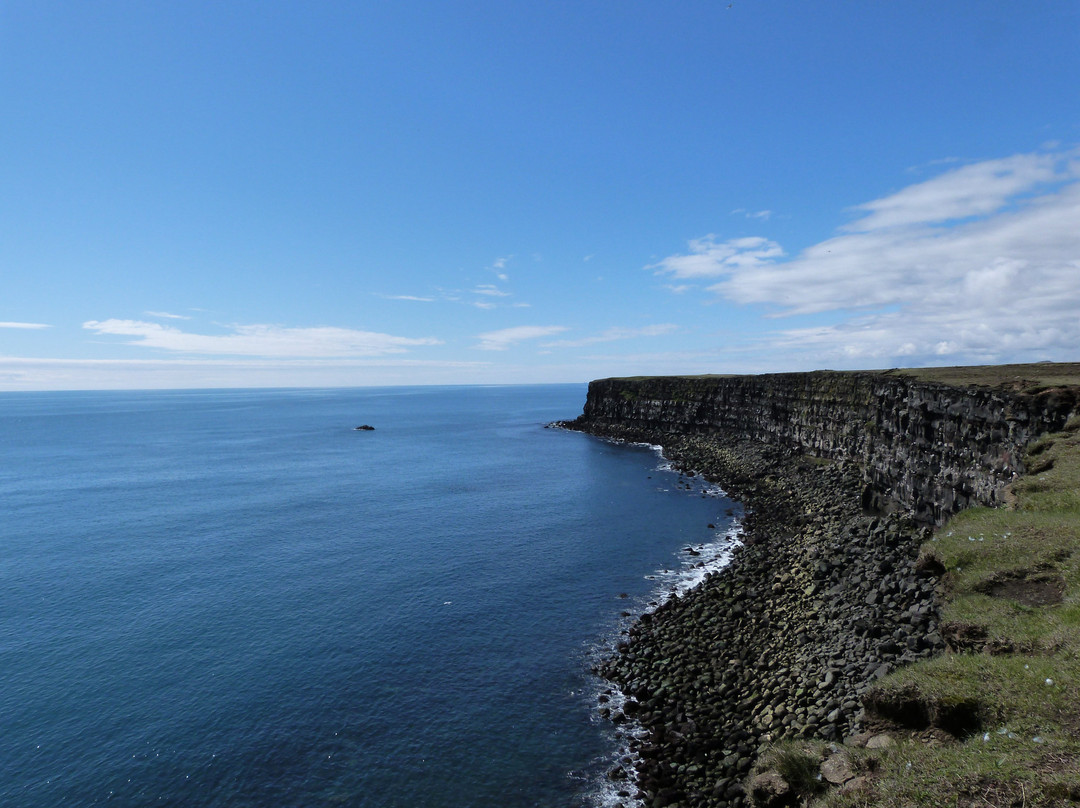Krysuvik Cliffs-南部半岛必去景点