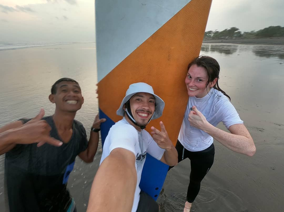 Ayolah Surfing-Medewi必去景点