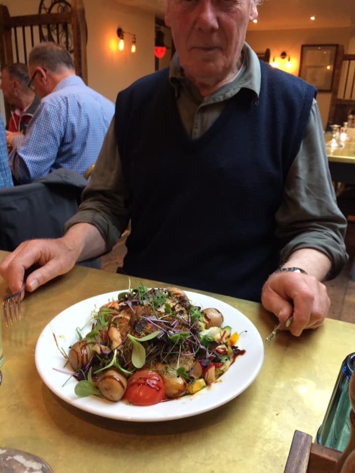 The Bell Broadway-餐饮