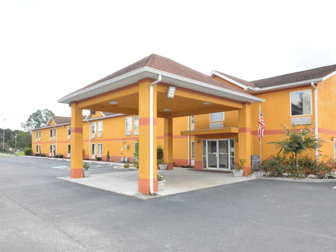 Jameson Inn & Suites Hazlehurst主图