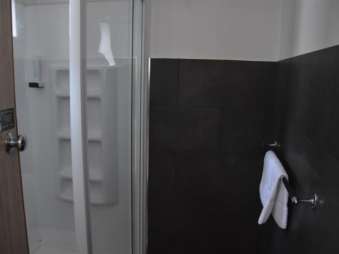 皇后镇汽车旅馆主图