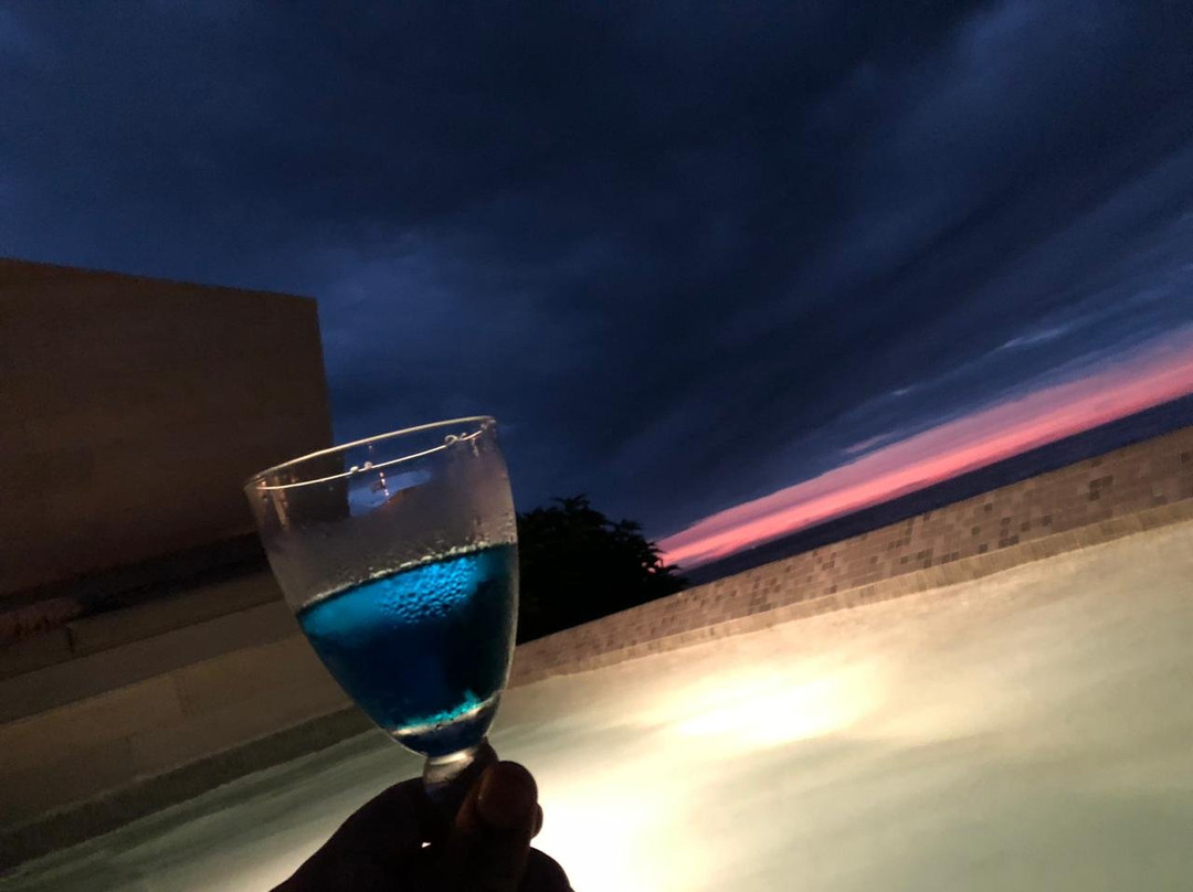 马库拉艾维纳酒店主图