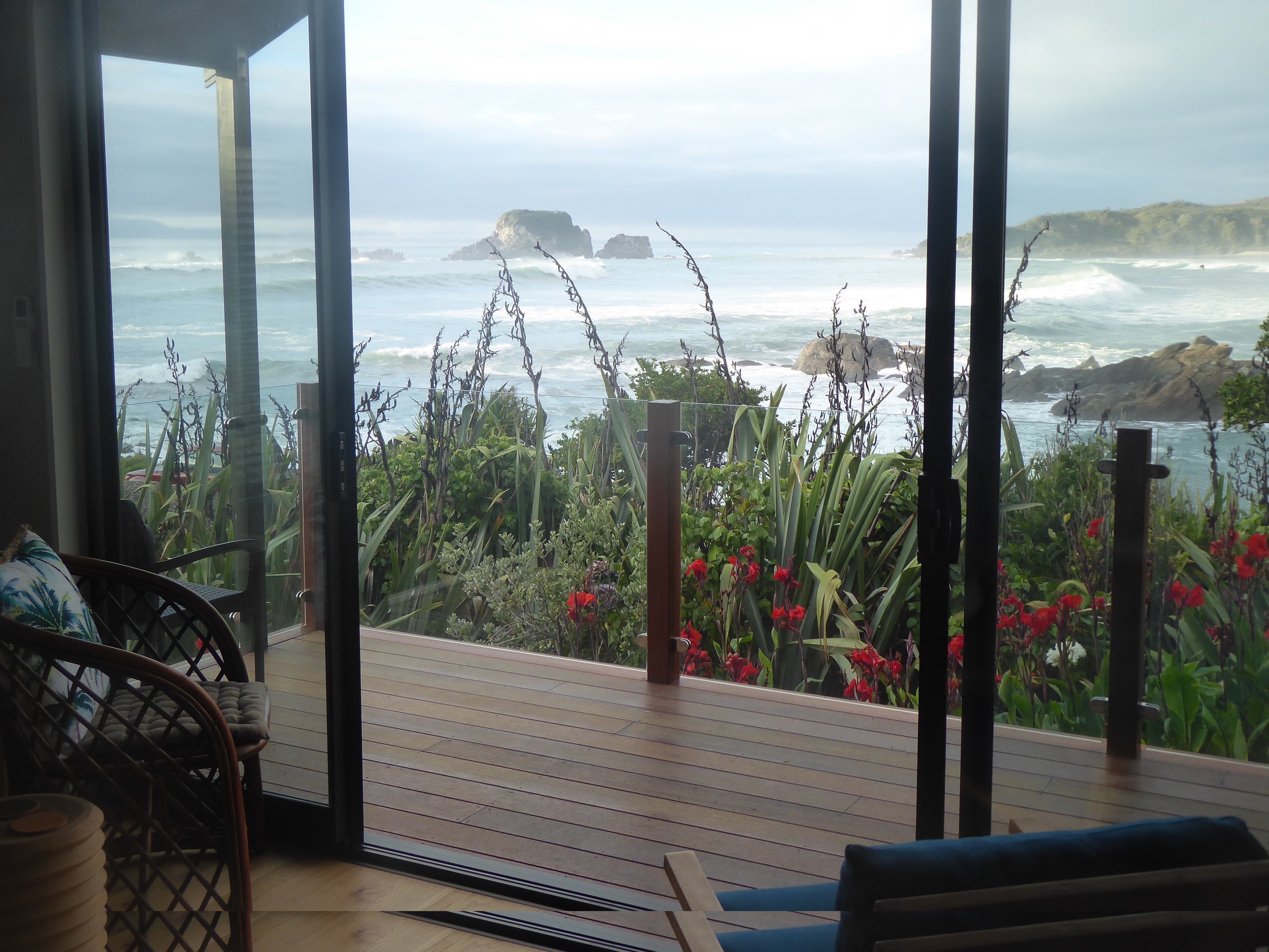 The Bay House Beachfront Accommodation-官方