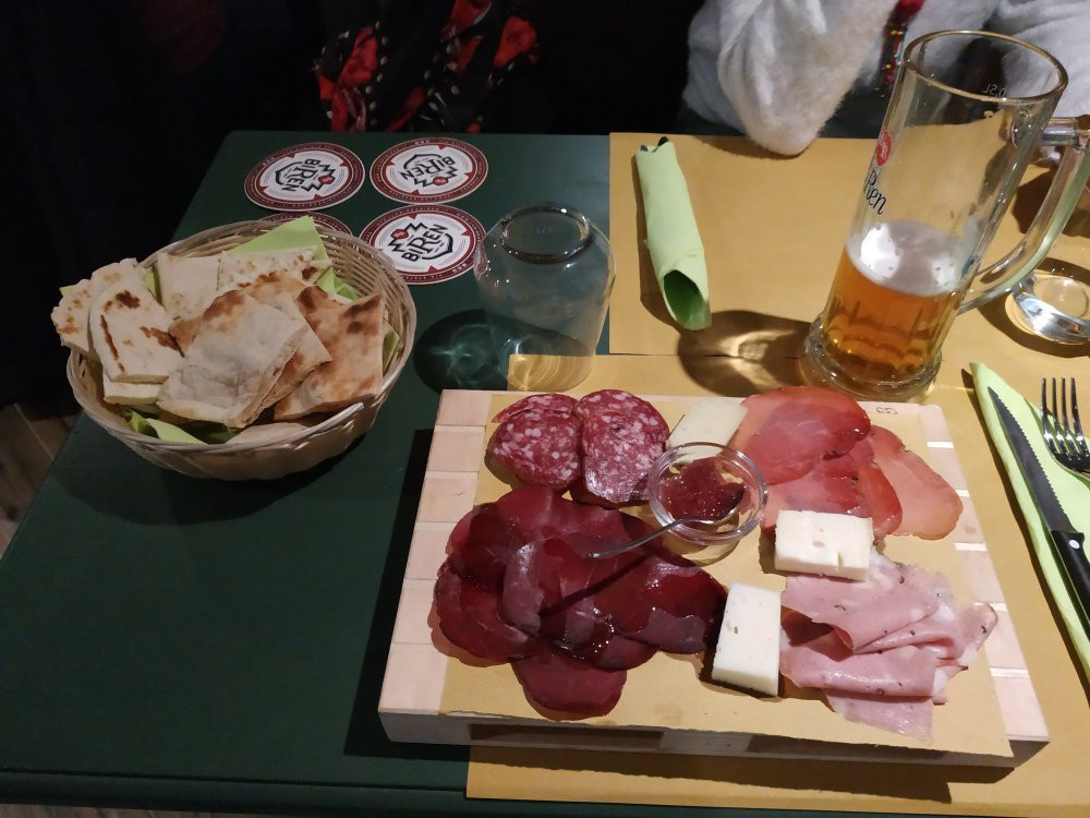 Dosso餐馆和美食-La Taverna del BiRen