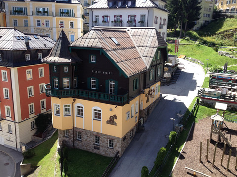 泉卡斯汀餐馆和美食-Silver Bullet Bar