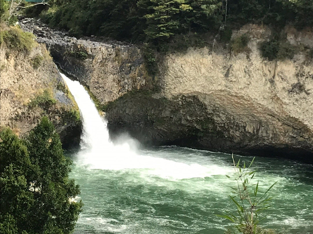Saltos Del Rio Nilahue-Llifen必去景点