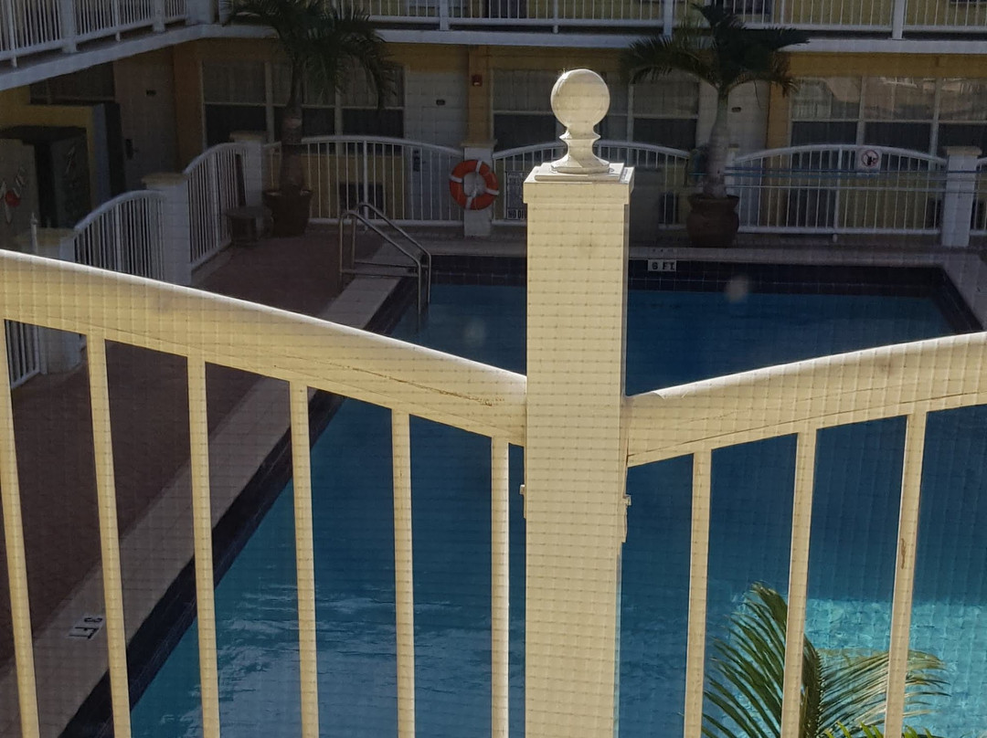 Beach Place Hotel主图