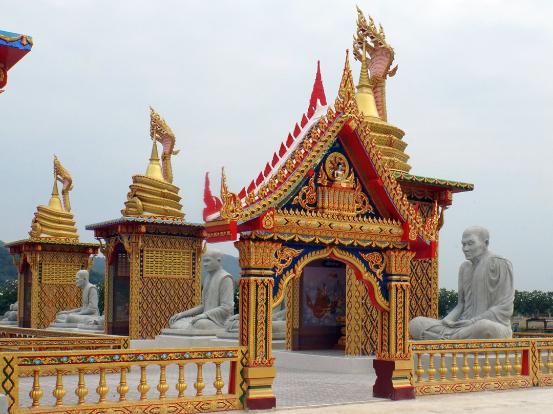 Wat Khao Din-攀武里必去景点