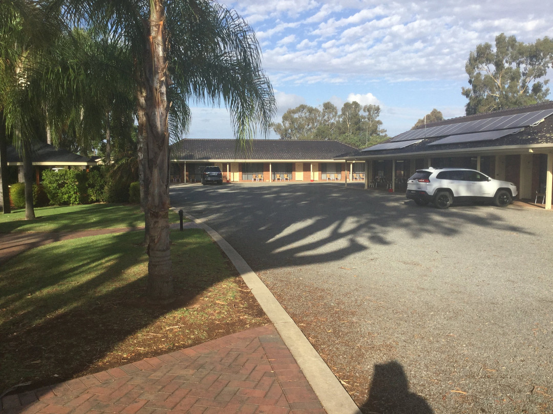 Sportsmans Motor Inn主图