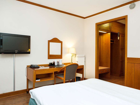 Elite Hotel Residens主图