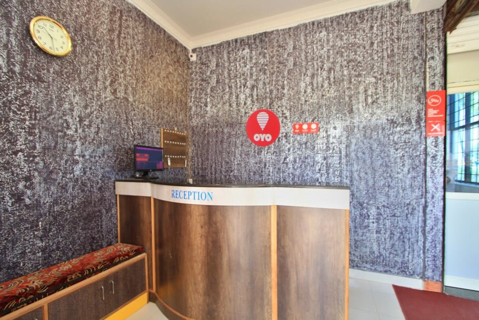 Shravya Residency主图