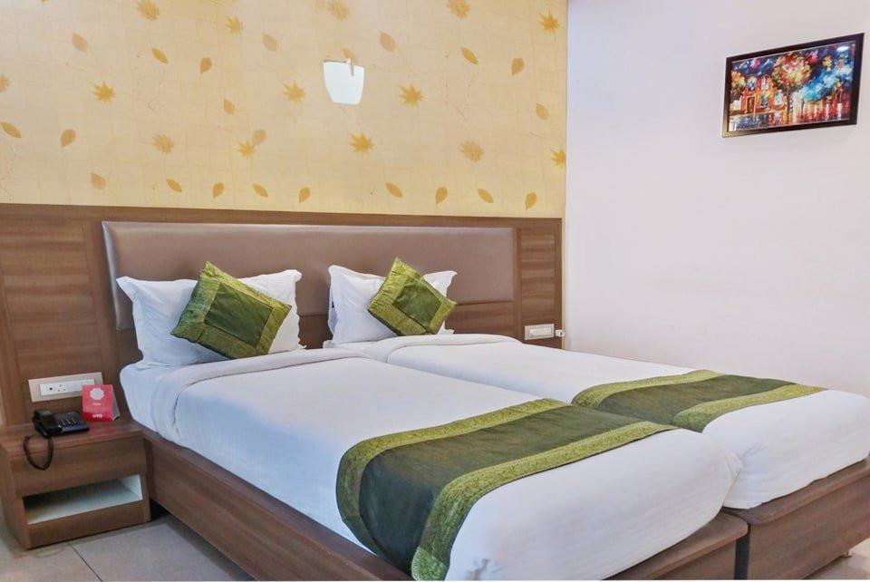 Treebo Trend Victory Grand主图