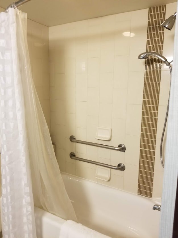 杜勒斯机场北凯悦居所-浴室