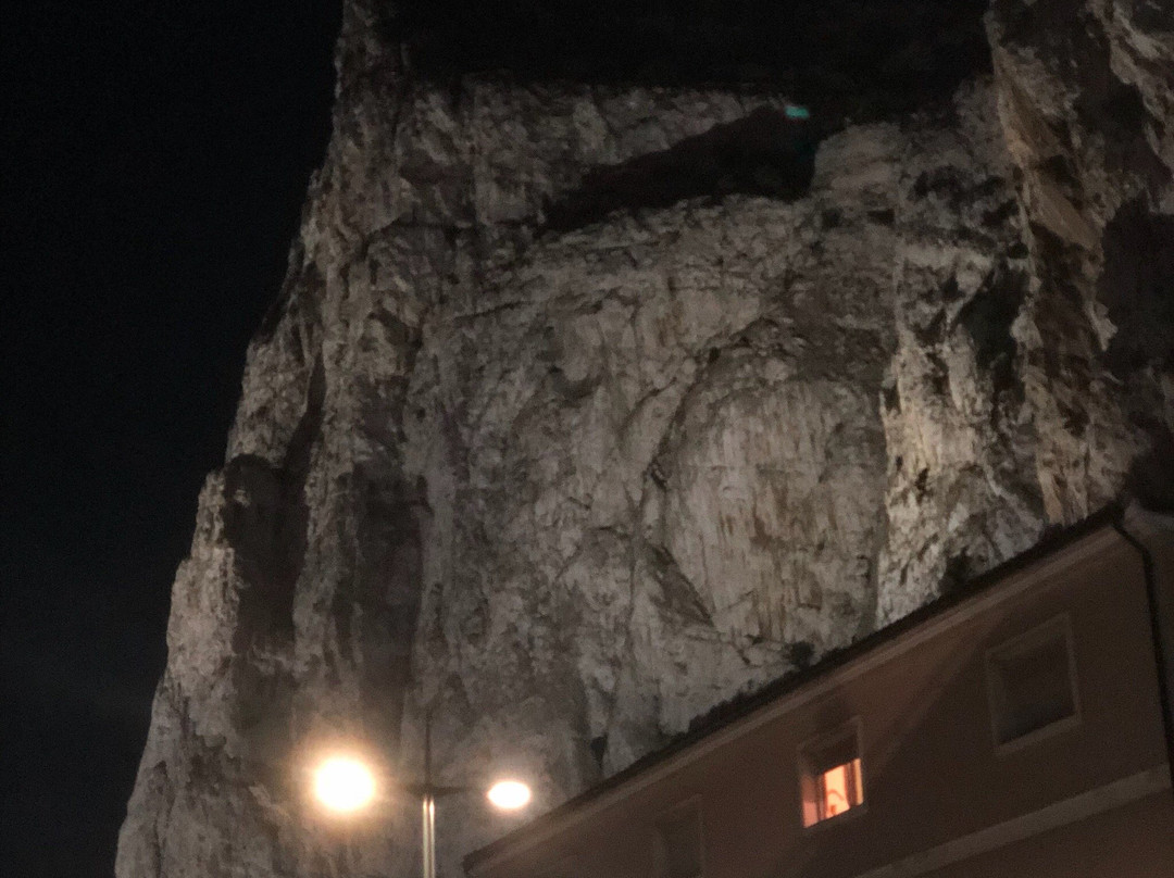 Holiday Inn Express Gibraltar by IHG主图