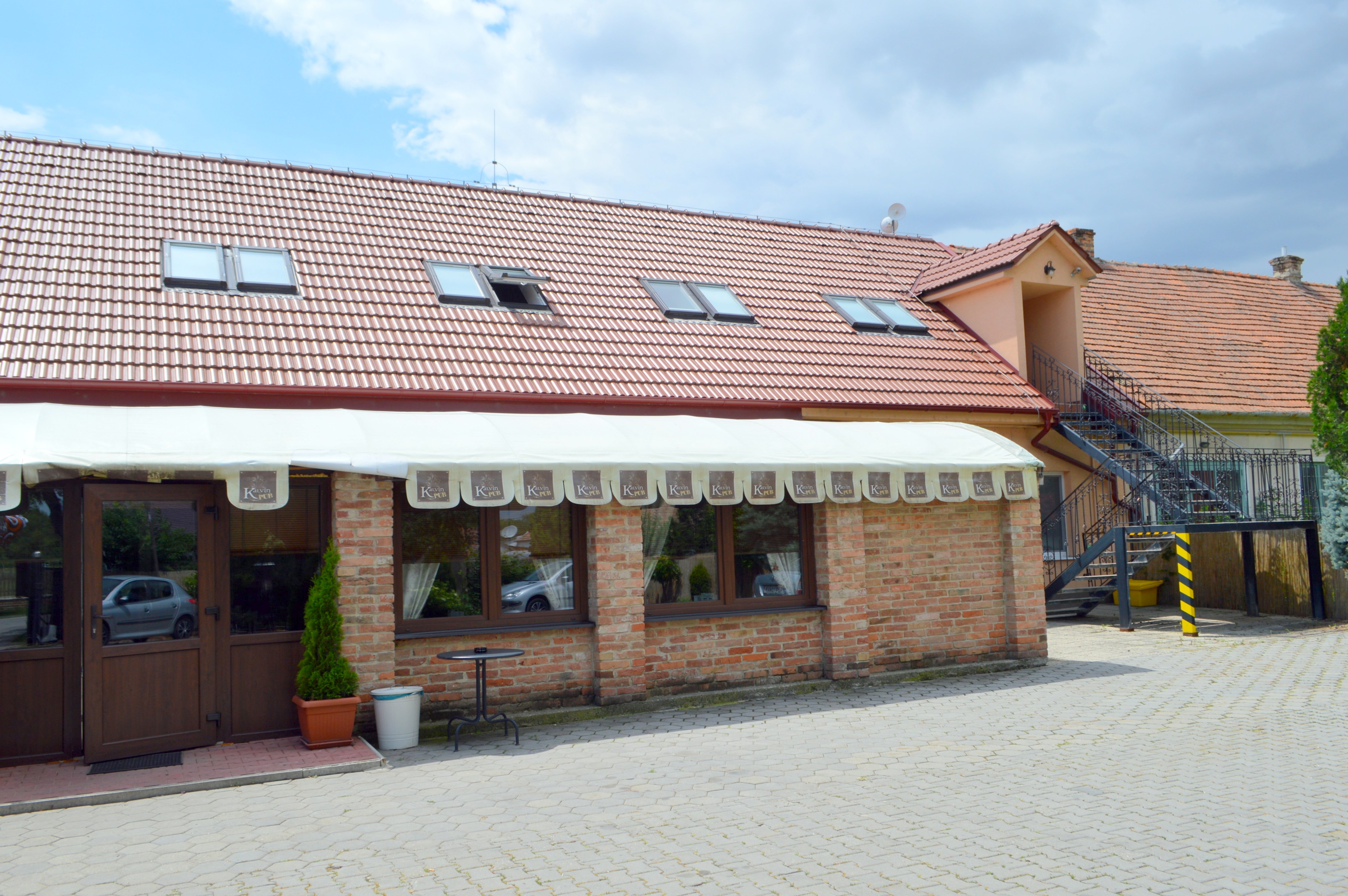 Kalvin Restaurant & Pension-浴室