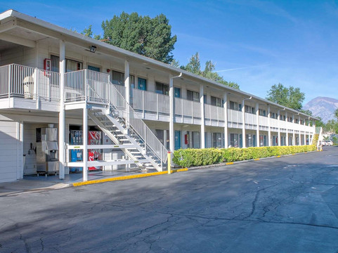 Motel 6 Bishop主图