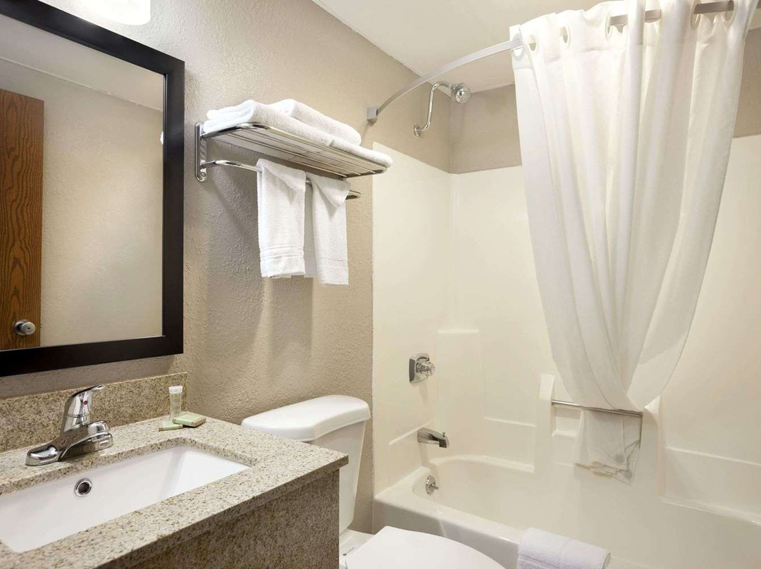 Super 8 by Wyndham Tuscola主图