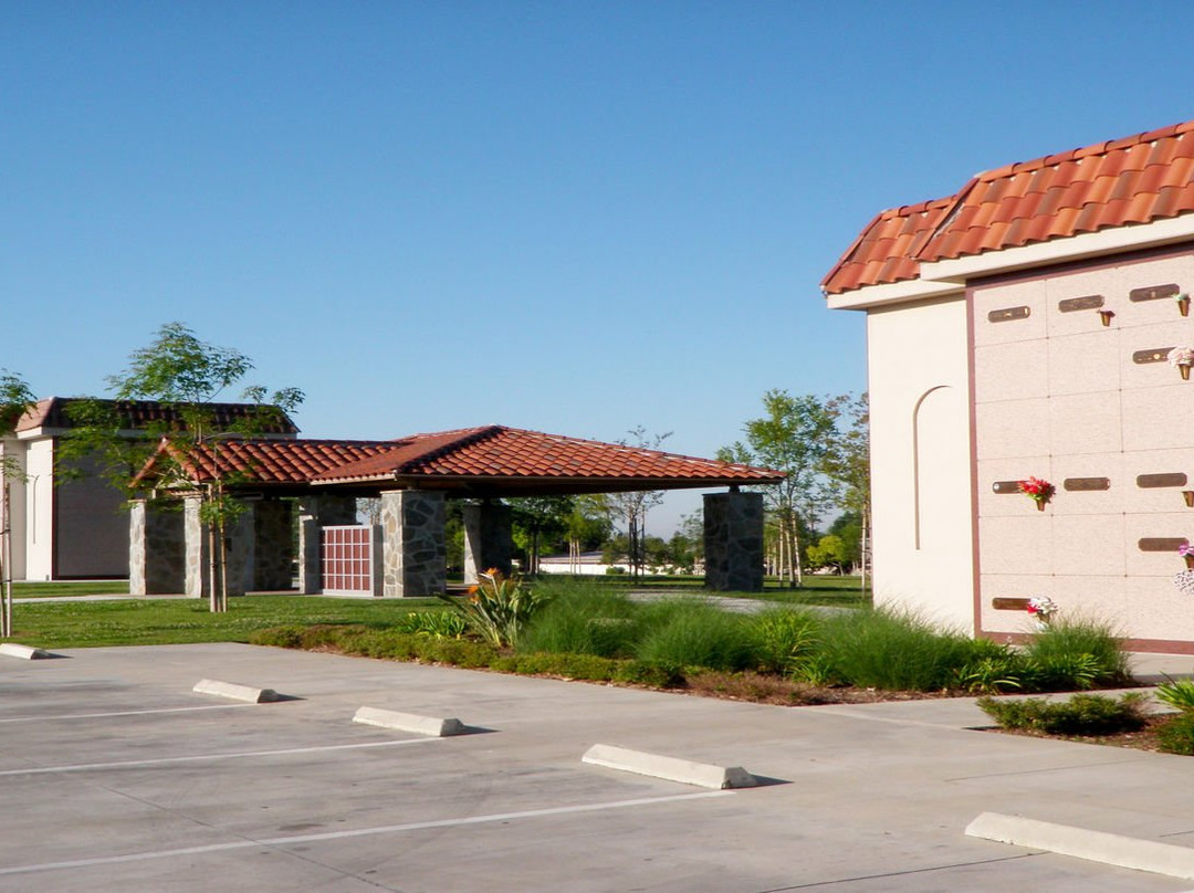 Oakdale Mortuary & Memorial Park-Glendora必去景点
