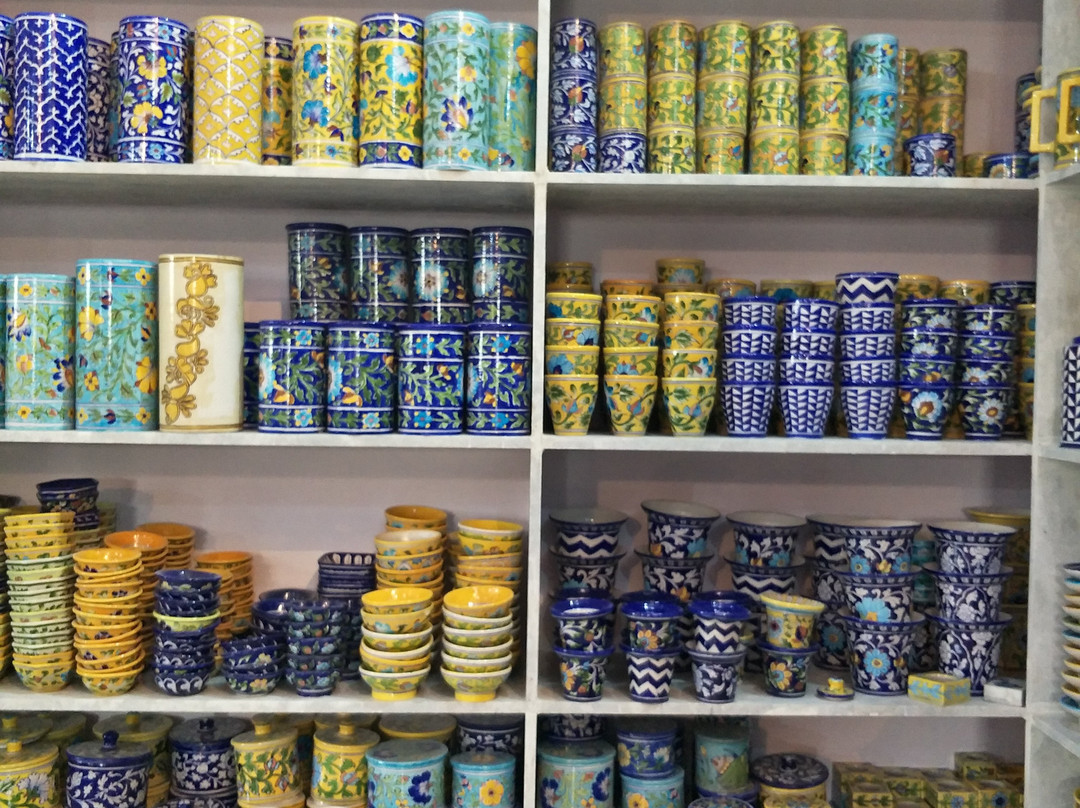 Saipura旅游景点-Shiv Kripa Blue Pottery