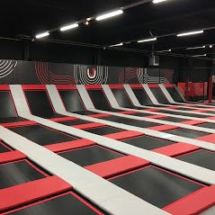 Jump Univerz-Schelle必去景点
