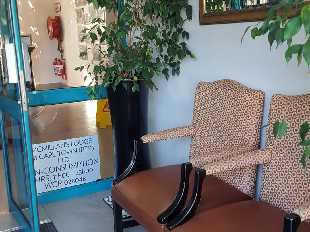 泰加尔谷普罗蒂亚酒店主图