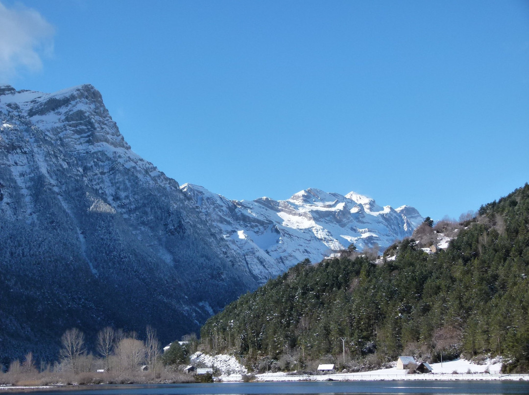 Complejo Turístico Camping Bielsa主图